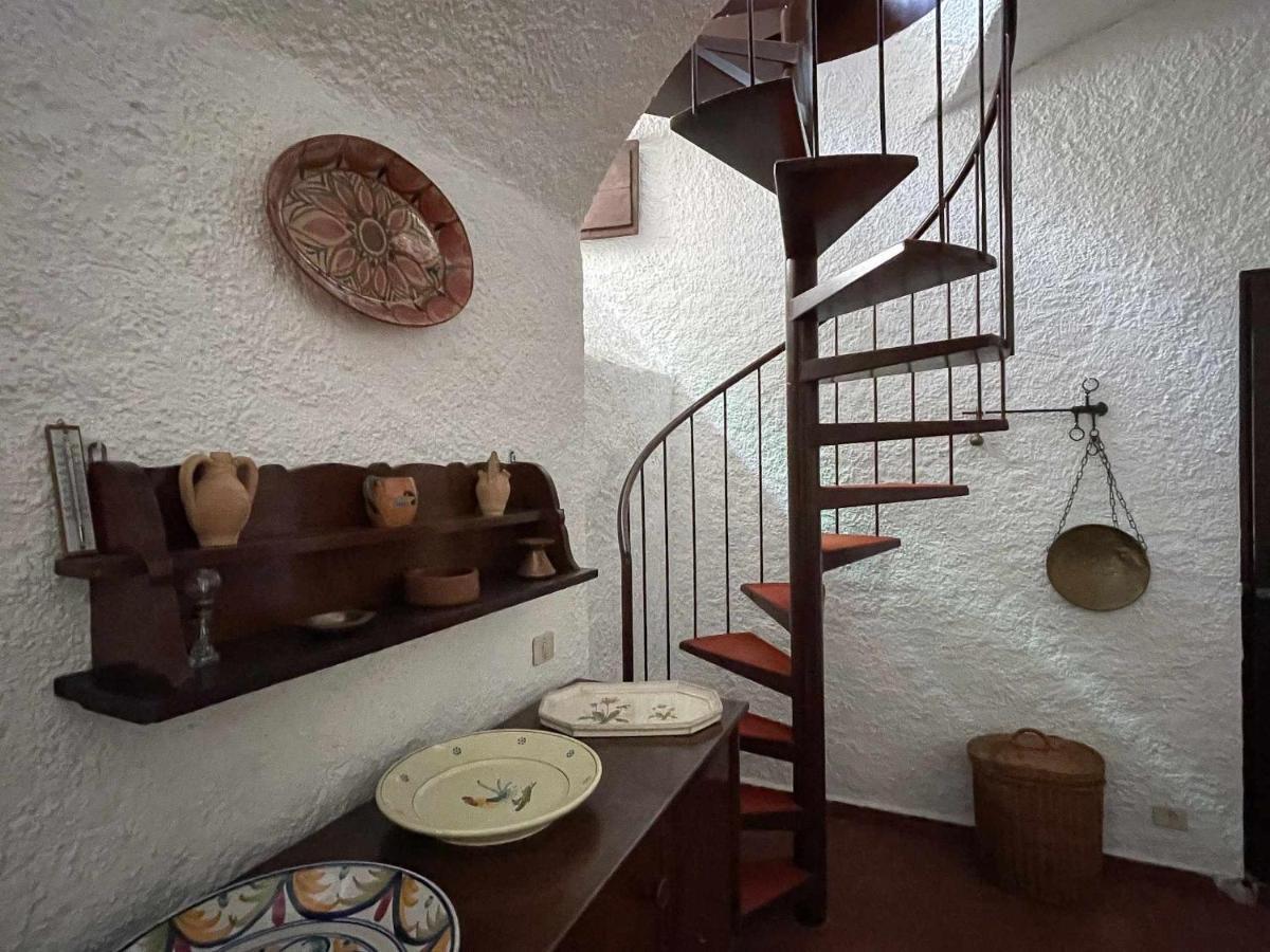 Il Convento Ancient Apartment With Private Garden ベッラージョ エクステリア 写真