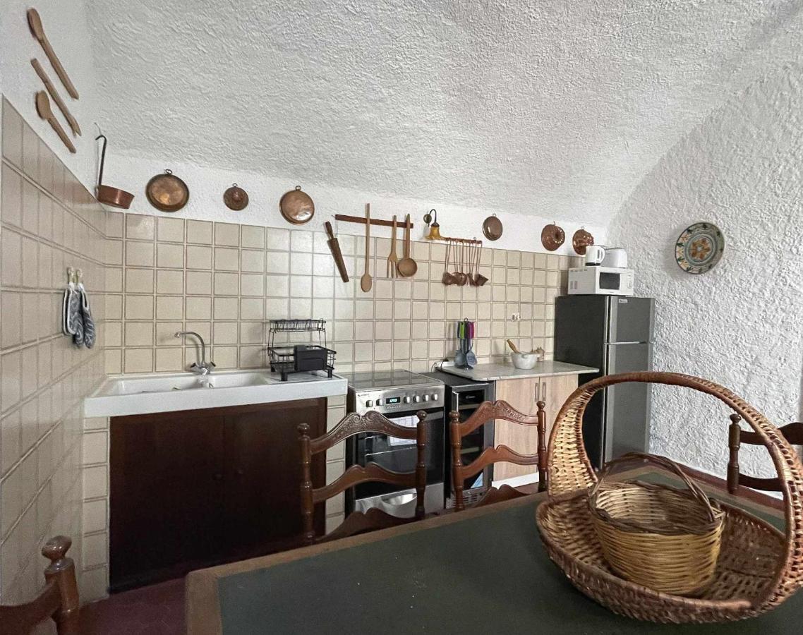 Il Convento Ancient Apartment With Private Garden ベッラージョ エクステリア 写真